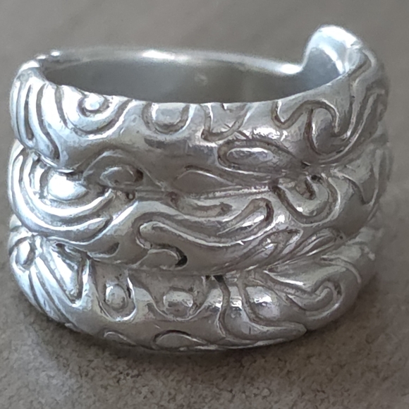 STERLING SILVER 925 LADIES RING SIZE 6 WEIGHS A HEAVY 15.01 Grams - Picture 2 of 7